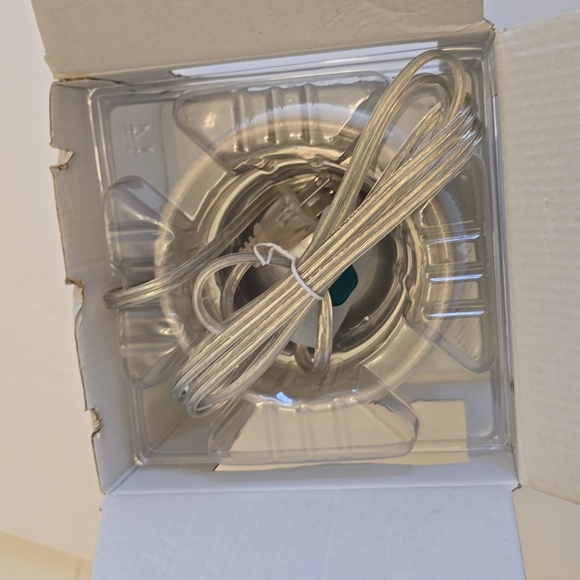 NIB Yankee Candle Scenterpiece Meltcup Warmer Electric No Messy Clean up - Picture 11 of 15